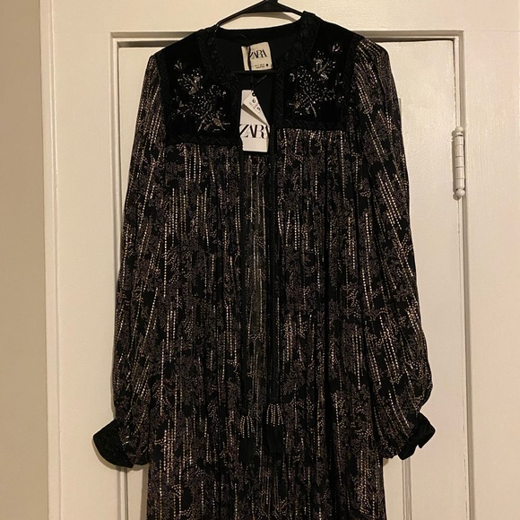 Zara black and gold kimono - Picture 3 of 4